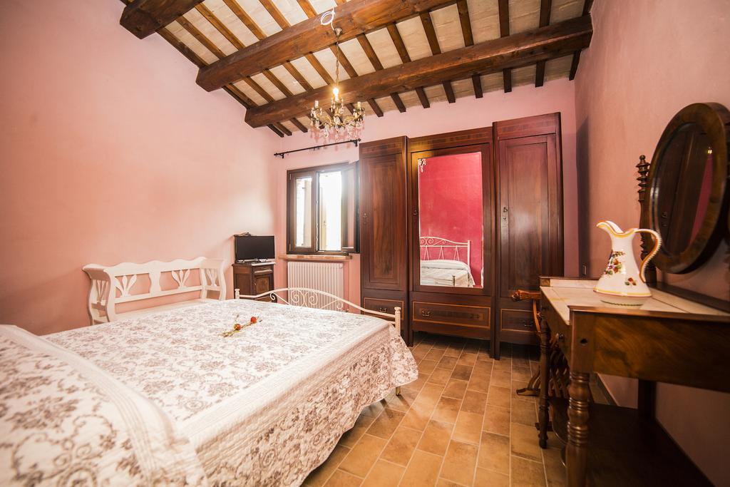 Agriturismo Corte Decia Saludecio Zimmer foto